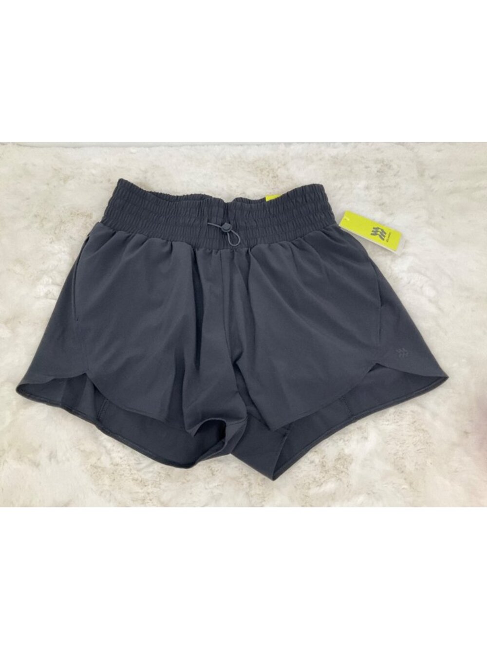 All in Motion size Small Woven High-Rise Shorts 3" BLACK NEW - Picture 2 of 7